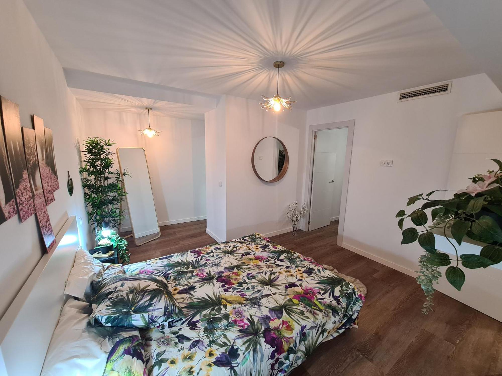 Apartment 4 5 Banos Puerta De Toledo - Madrid